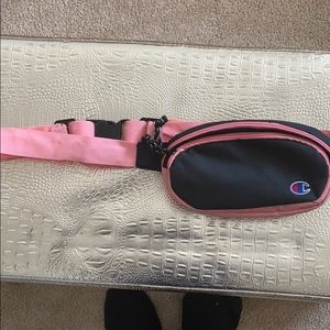 Champion fanny pack
